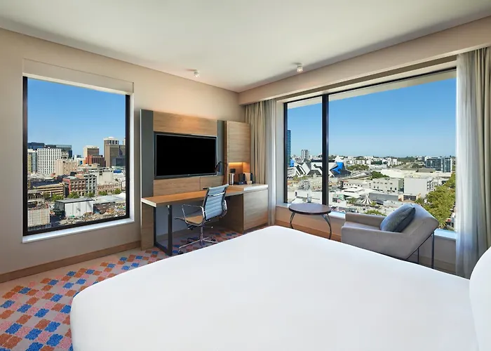 Corner King Room